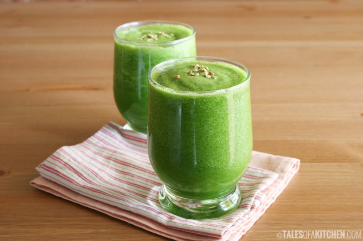 green smoothie.jpg